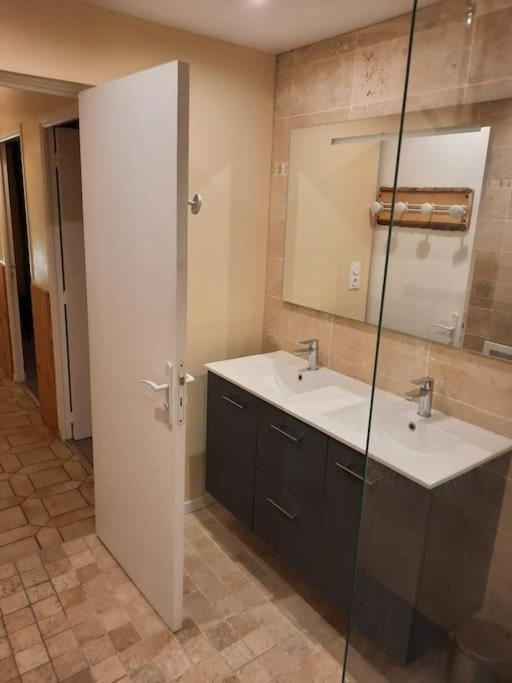 Appartement Tout Confort , Centre Луданвьел Екстериор снимка
